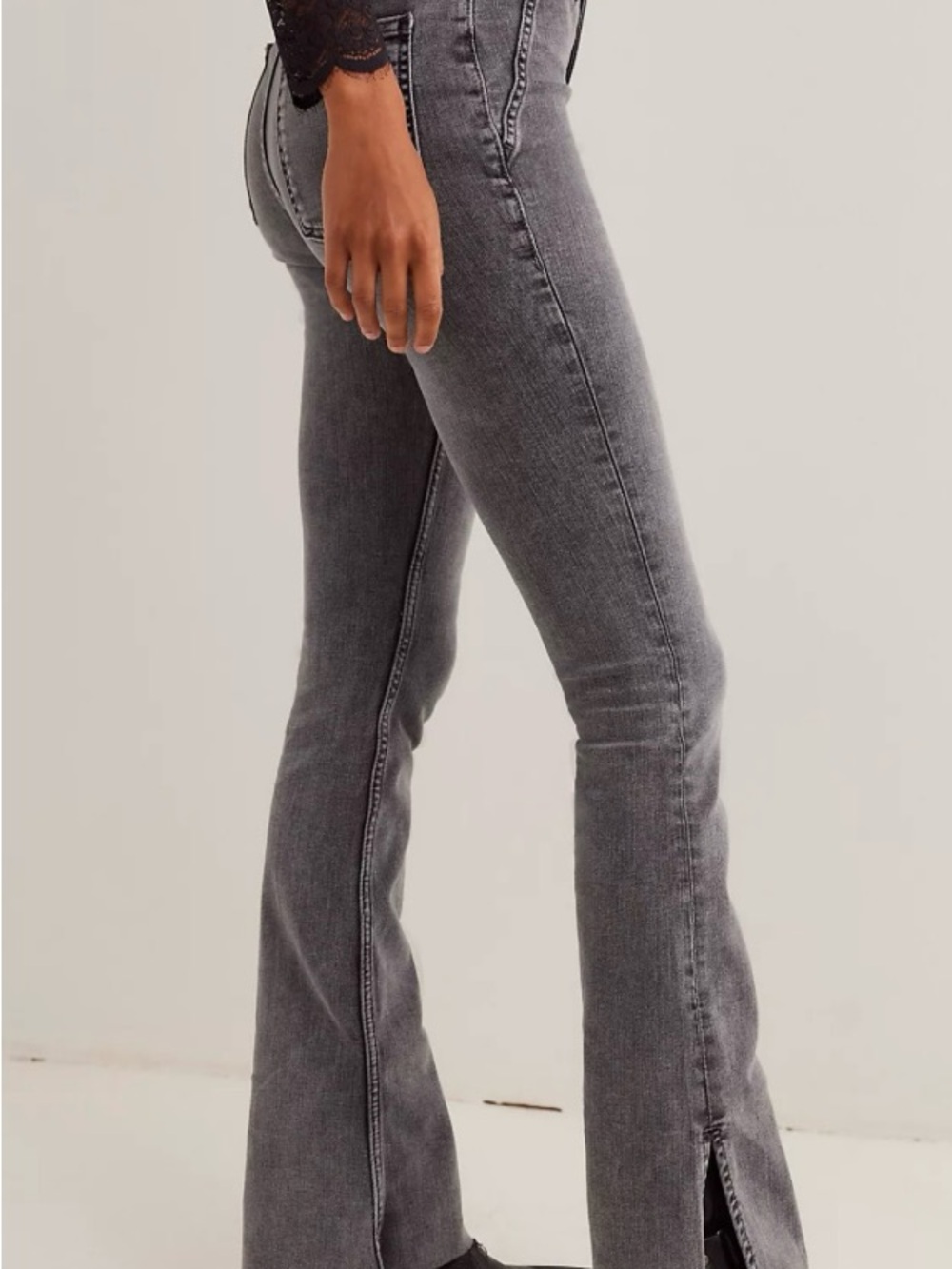 Level up side slit Jean